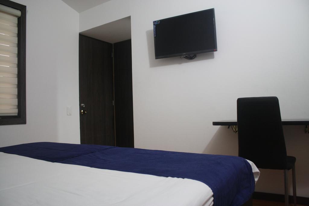 Stay Blue Hotel Bogota Buitenkant foto